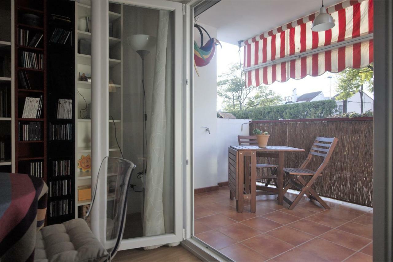 Bonito Apart. Con Parking Y Piscina Mairena del Aljarafe Exterior foto